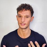 講師のプロフィール写真